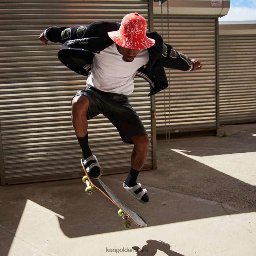 Kangol Danmark - Kangol unisex kirsebær glød/hvid paisley afslappet bred skygge tilbehør 84N208660